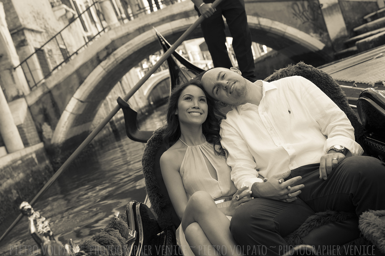 venezia fotografo per servizio fotografico sposi in viaggio di nozze