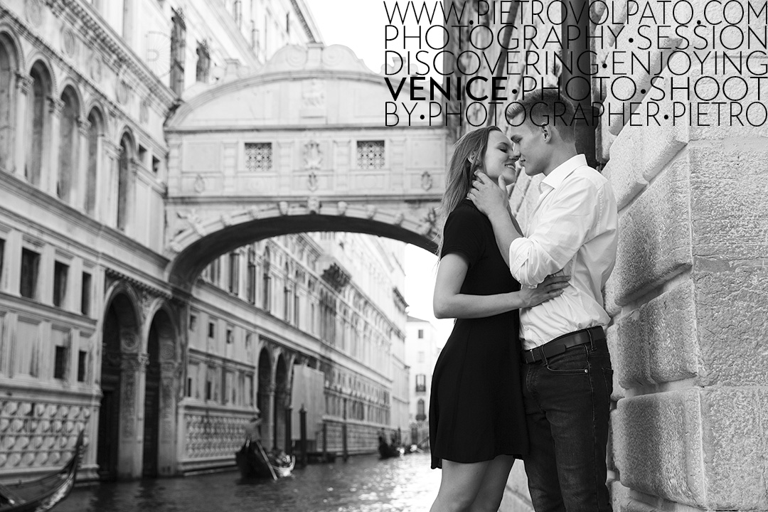 Love story, servizio fotografico di coppia a Venezia realizzata dal fotografo locale Pietro Volpato.