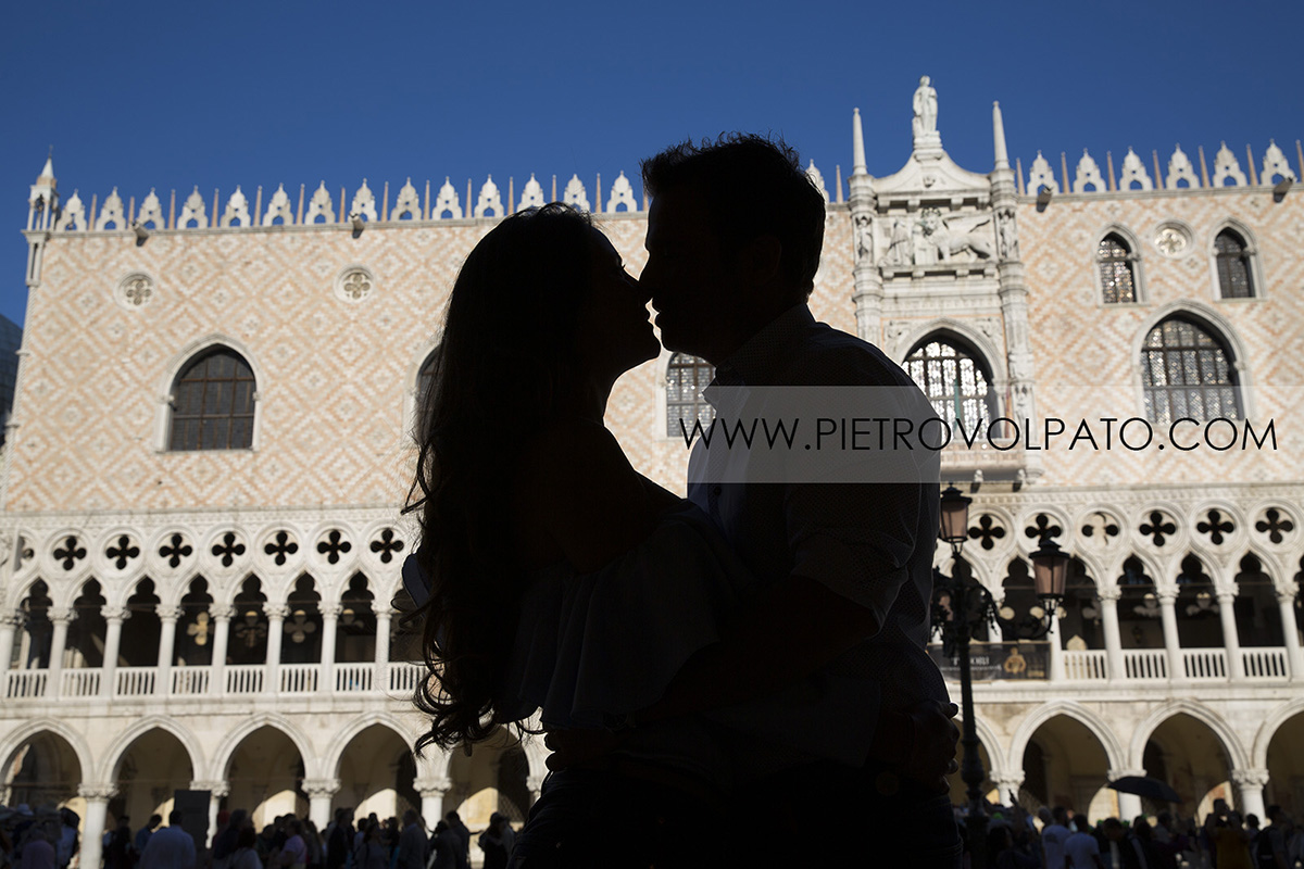 fotografo a Venezia per foto romantiche di coppia