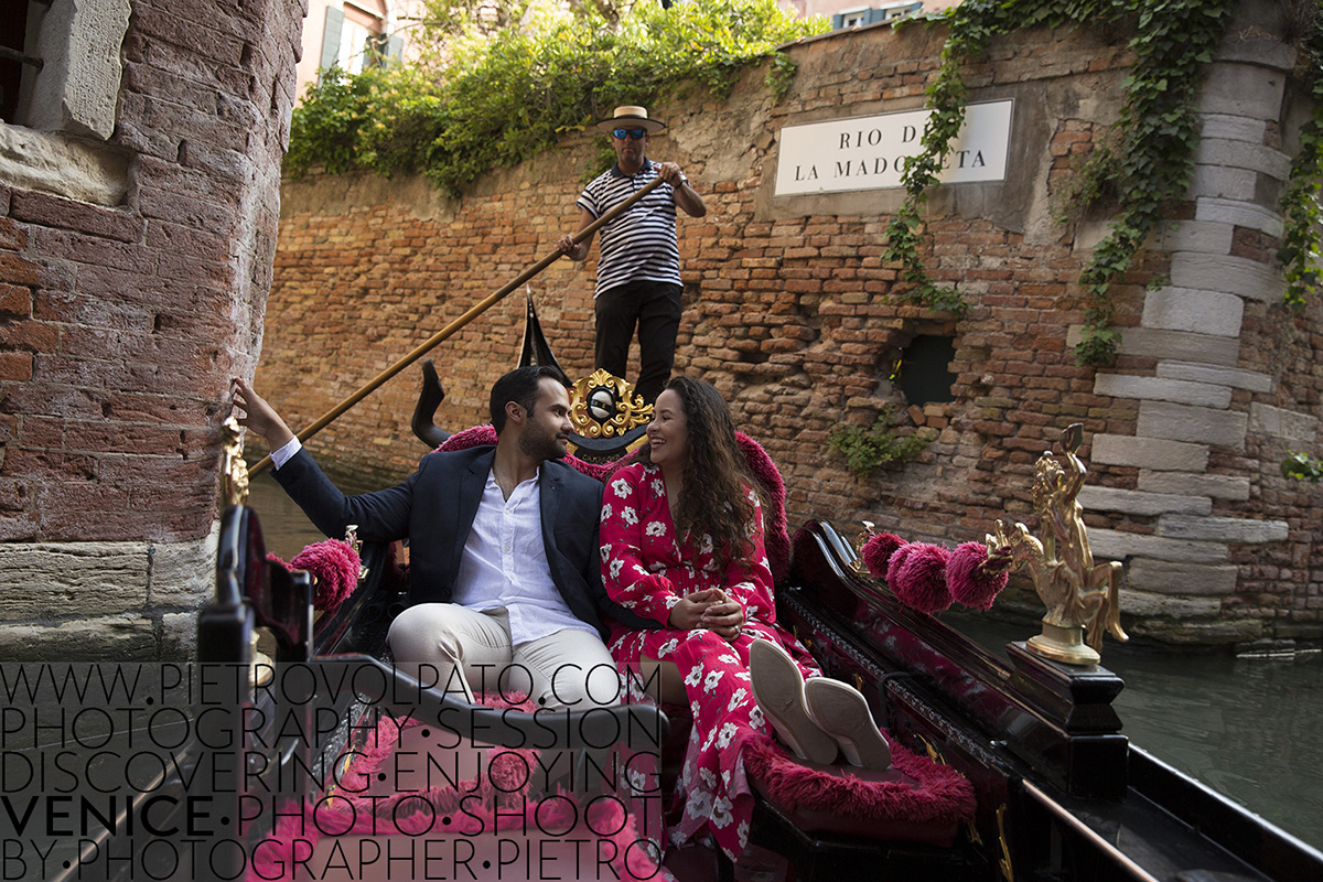 fotografo venezia servizo fotografico gondola