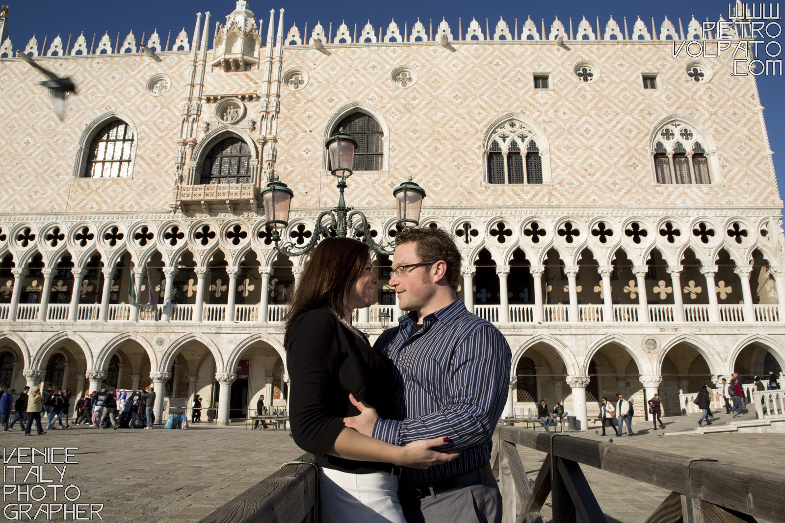 Photographer in Venice Italy for engagement photo shoot and tour for couple on vacation ~ Romantic and fun Venice photo walk