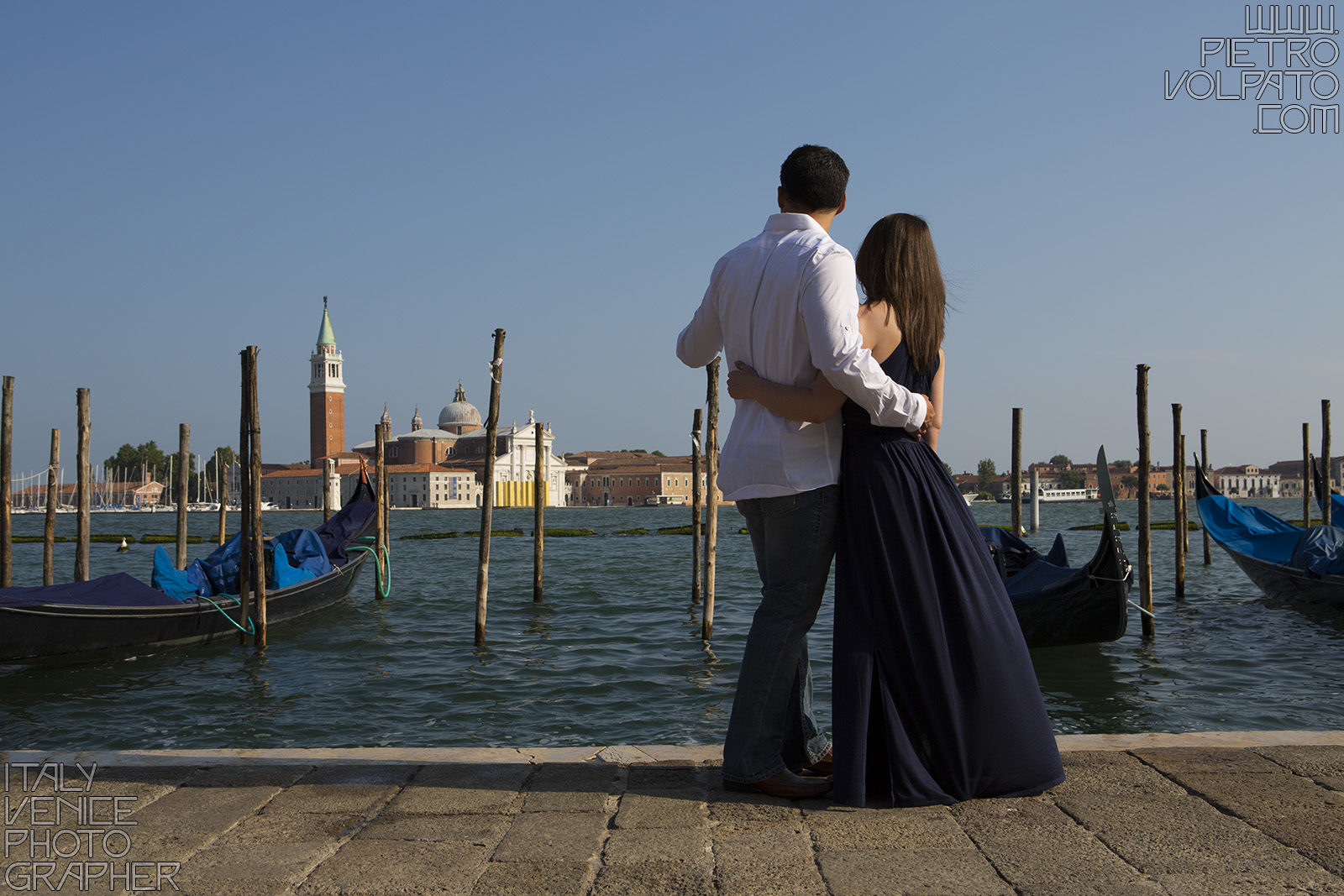 Photographer in Venice Italy for a vacation photo shoot during a walking tour and gondola ride - romantic and fun couple photo walk in Venice