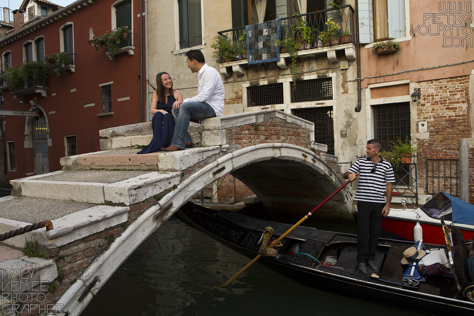 Photographer in Venice Italy for a vacation photo shoot during a walking tour and gondola ride - romantic and fun couple photo walk in Venice