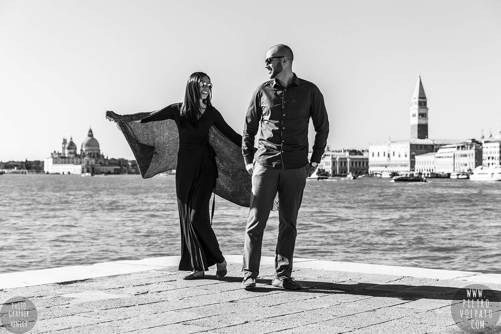 Venice engagement photographer ~ Couple photo shoot in Venice