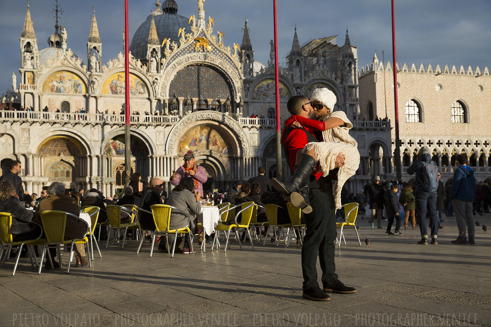 photographer venice love story vacation photos