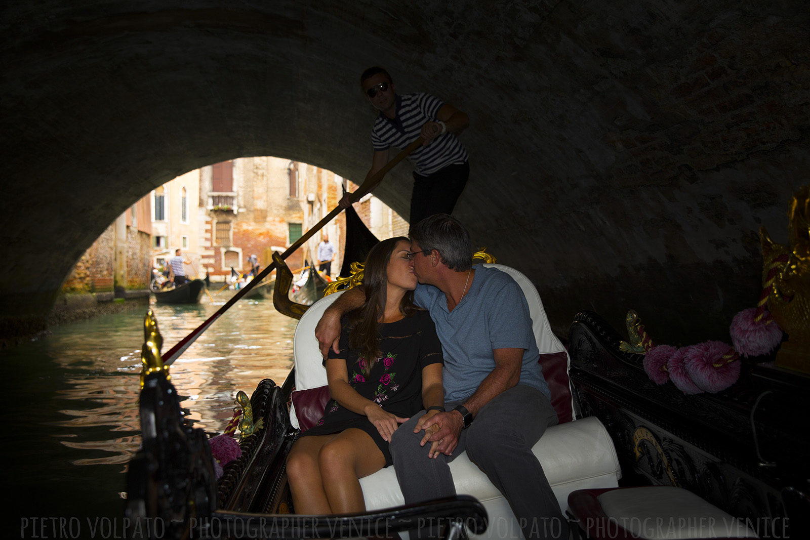 Photographer in Venice italy for couple vacation photography session ~ romantic and fun Venice photo walk and gondola