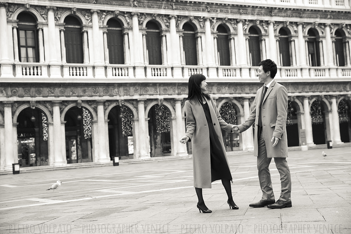 Venice Photographer for Couple Photography