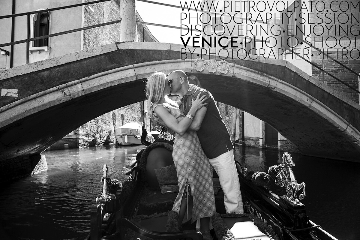 Venice photographer honeymoon photo shoot