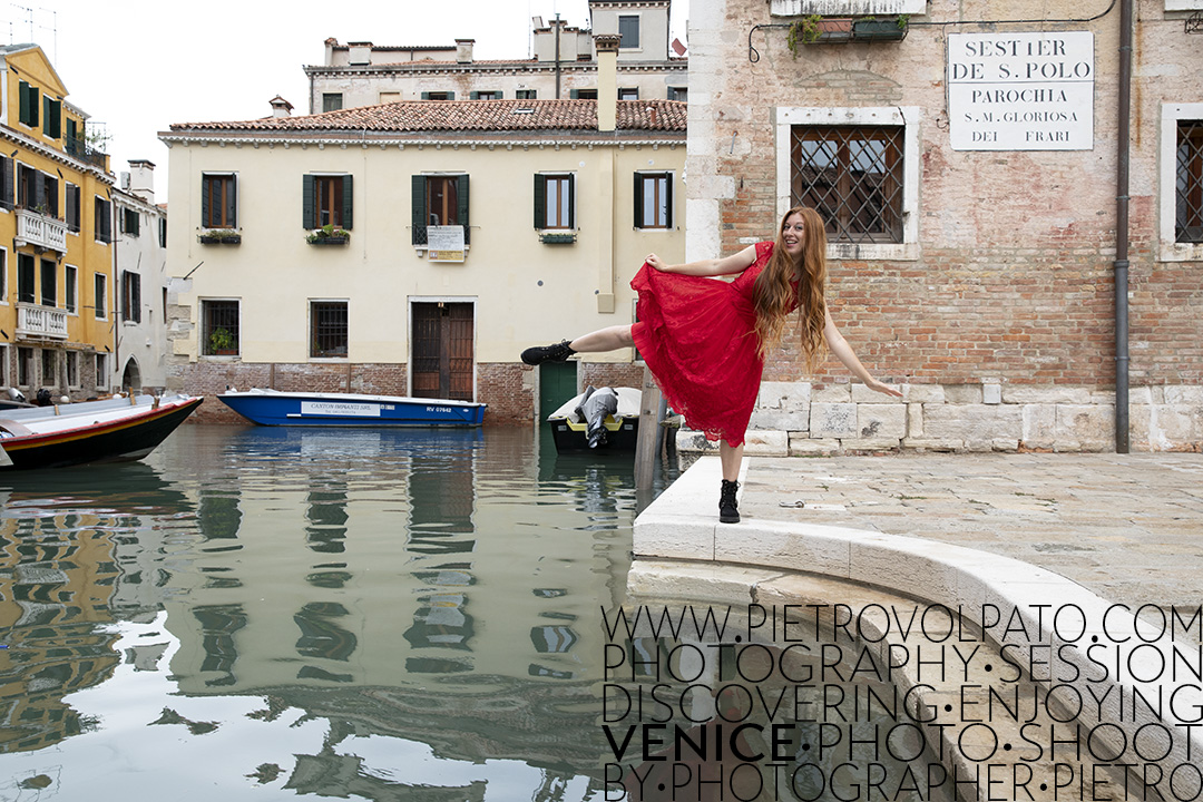 photographer in venice for vacation photo shoot
