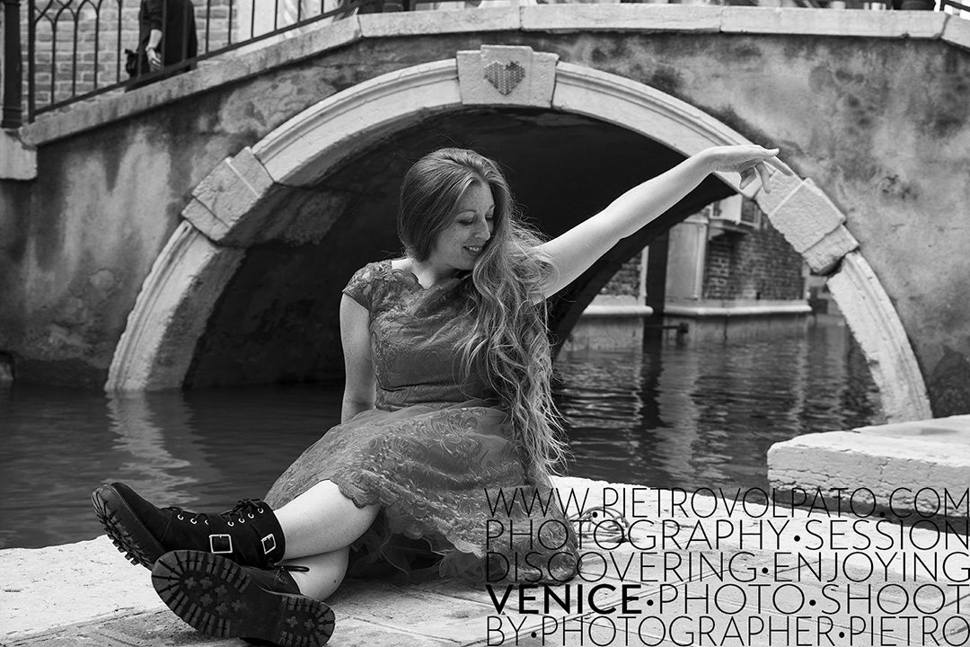 Lifestyle Photo Shoot with Pietro Photographer in Venice Italy